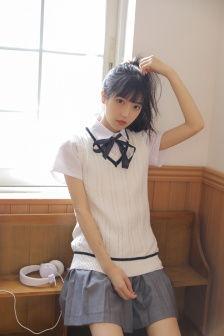 百合美女穿丝袜,美艳不可方物