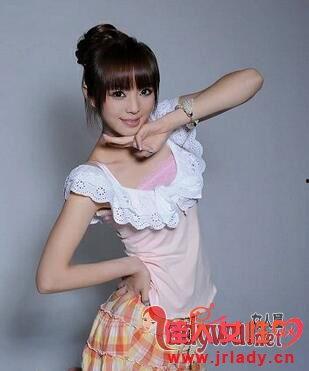 和闺蜜老公试衣间,一场意外的情感漩涡